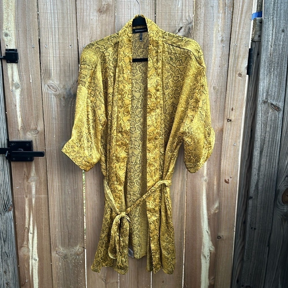 BCBGMAXAZRIA Women's Snake Print Wrap Kimono Yellow Size M/L